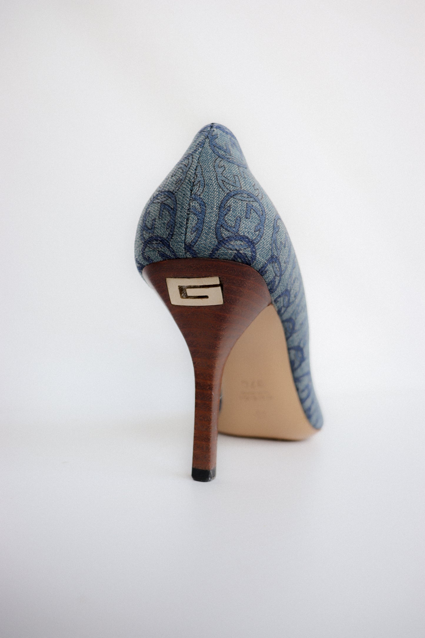 Vintage Gucci Denim Heels 37