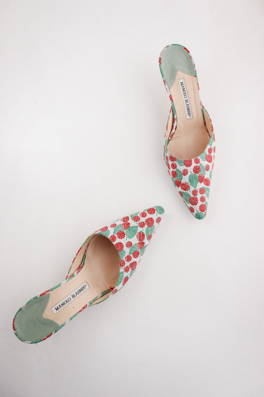 Vintage Manolo Blahnik Raspberry Kitten Heels 38.5