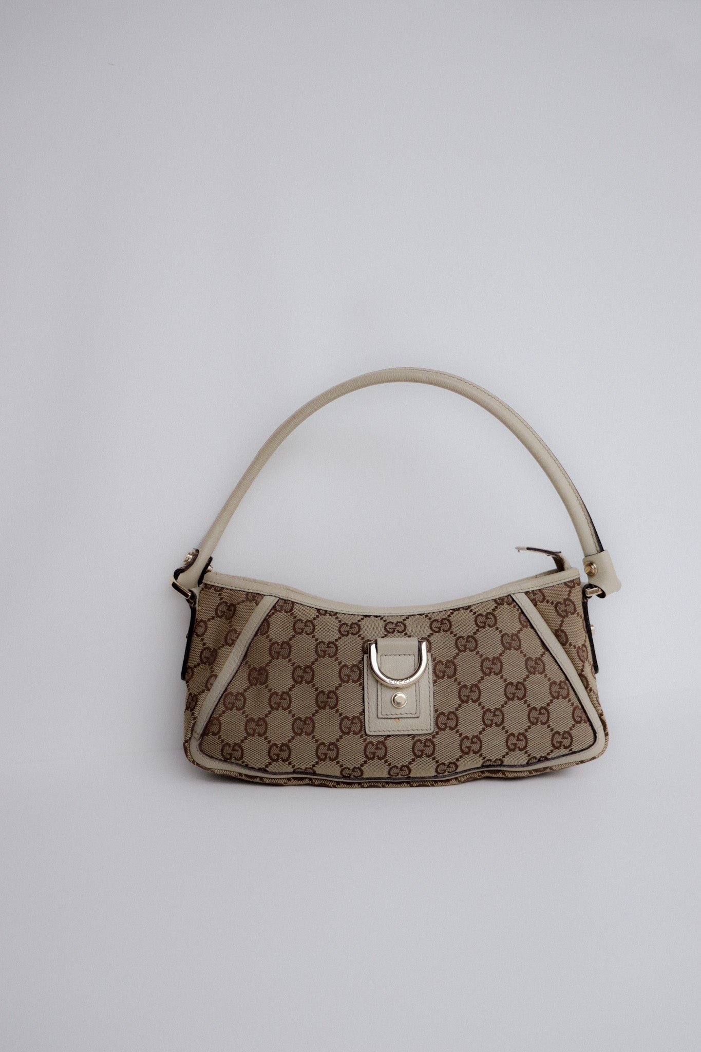 Vintage Gucci Abbey Pochette