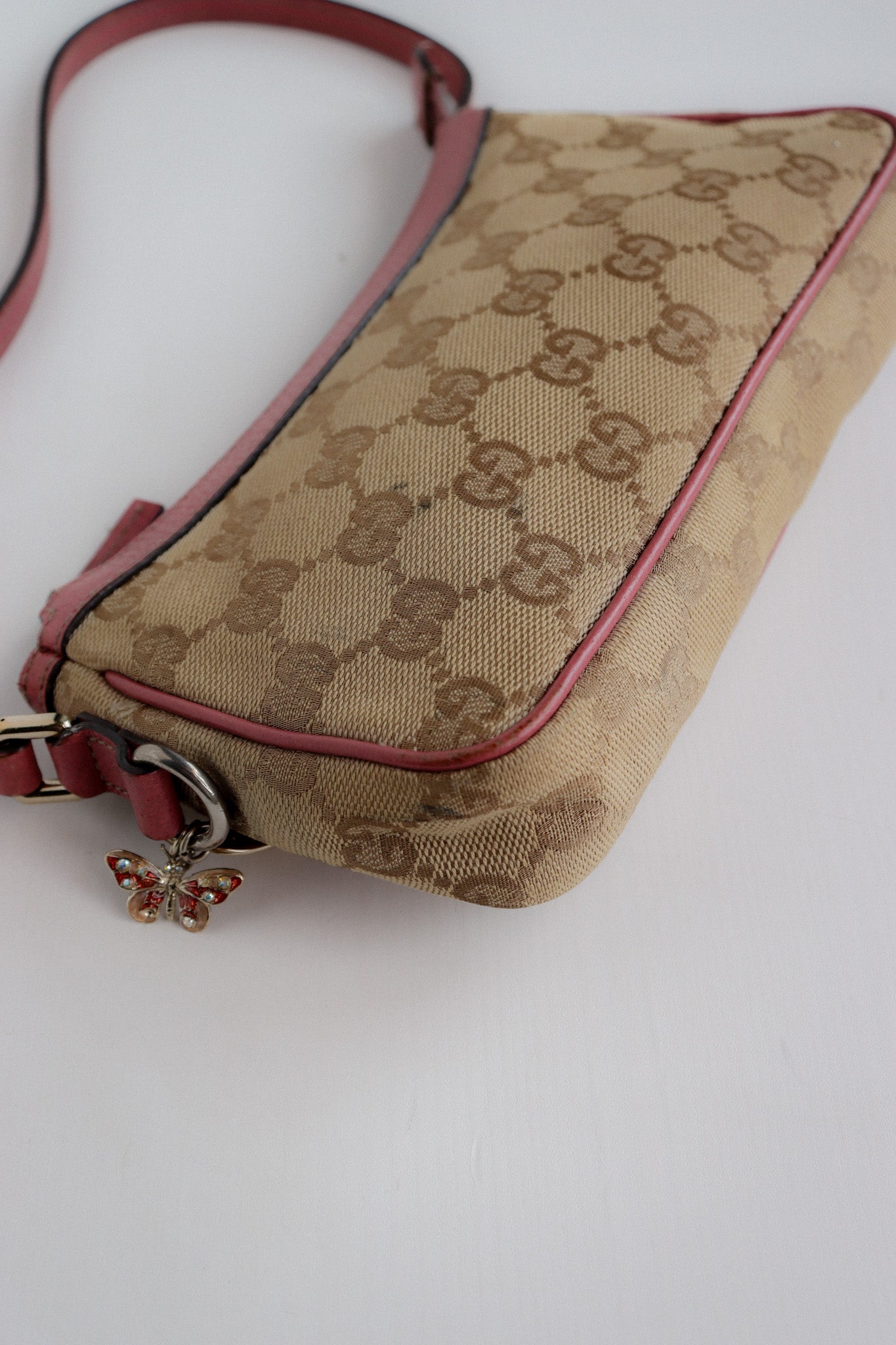 Vintage Gucci Pochette pink