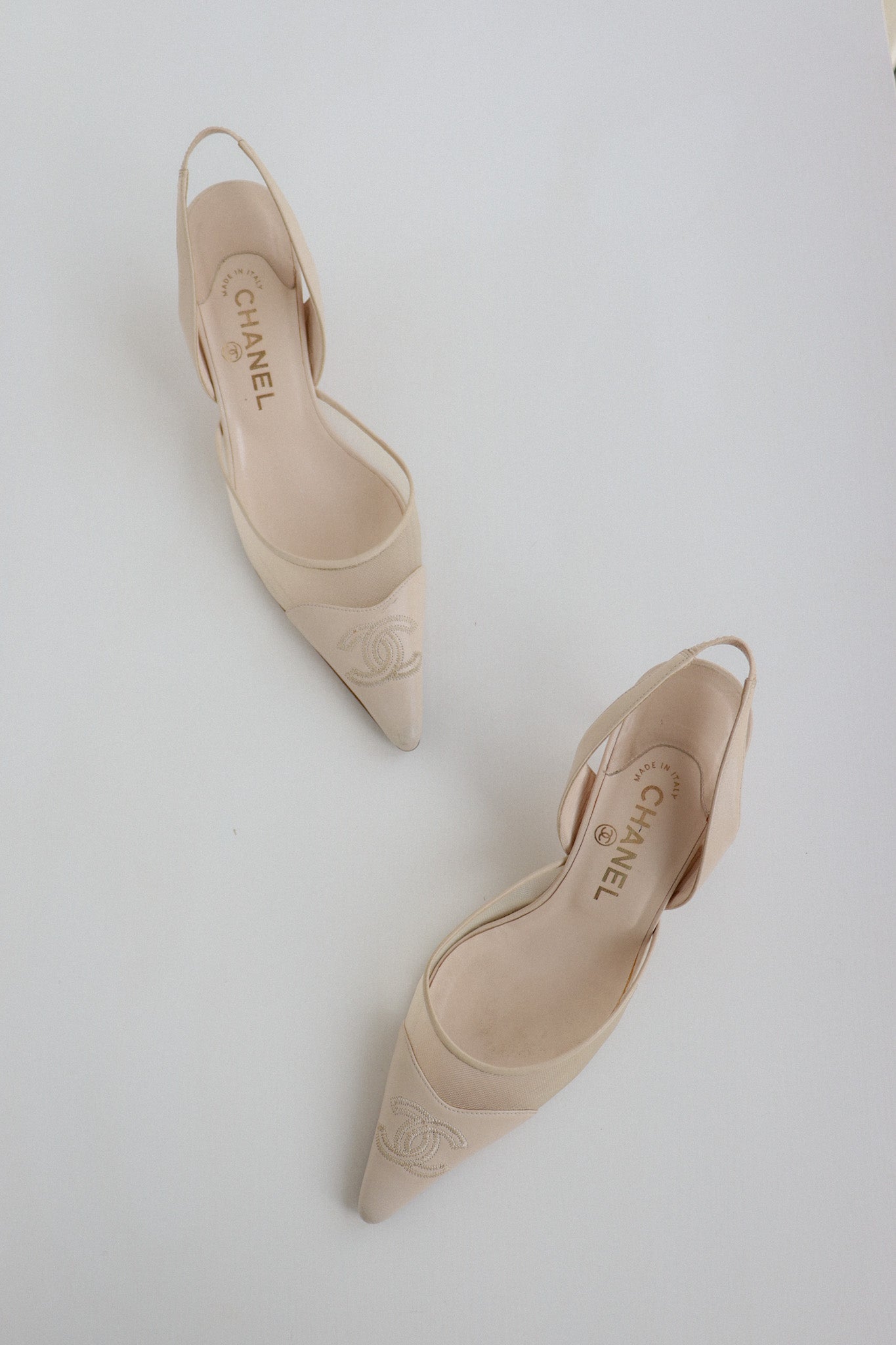 Chanel Mesh Slingback 38.5 - Vintage Kitten Heels Ivory – Tretton