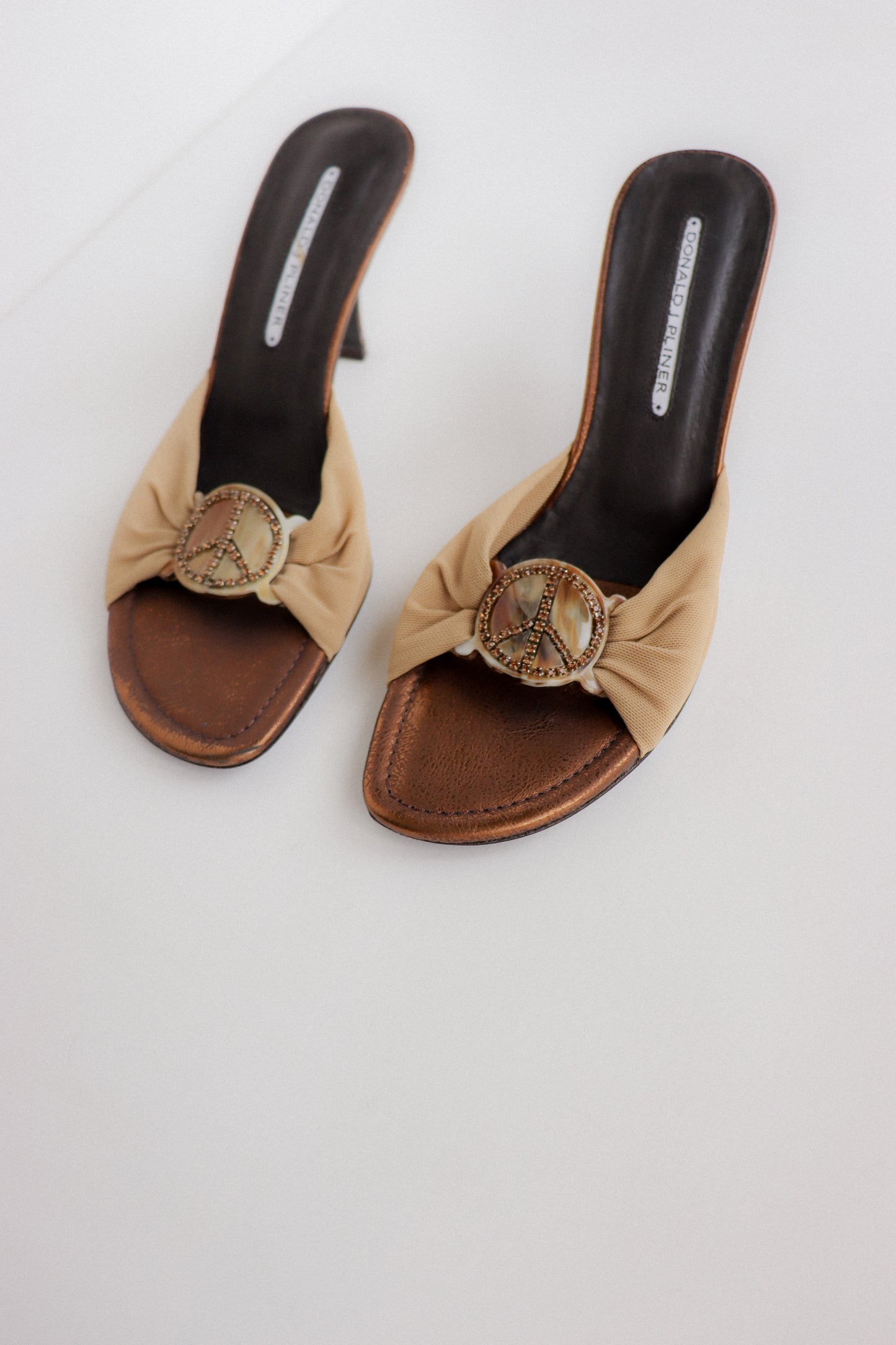 Vintage Donald Pliner Peace Mules US 9.5