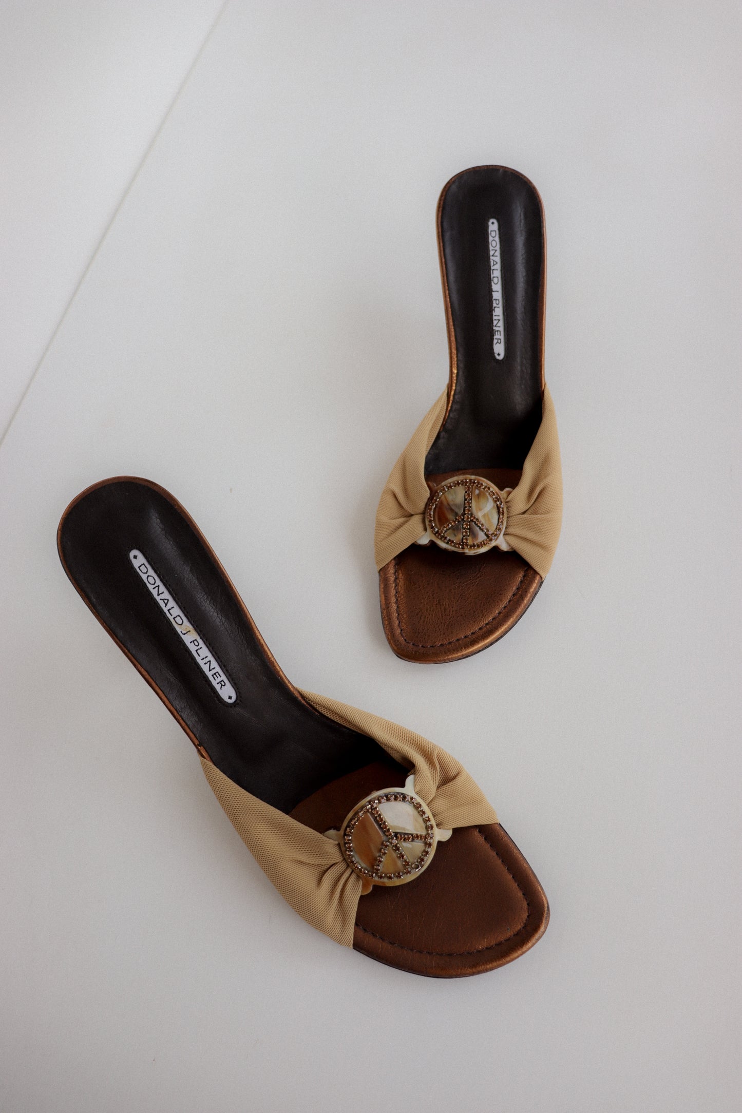 Vintage Donald Pliner Peace Mules US 9.5