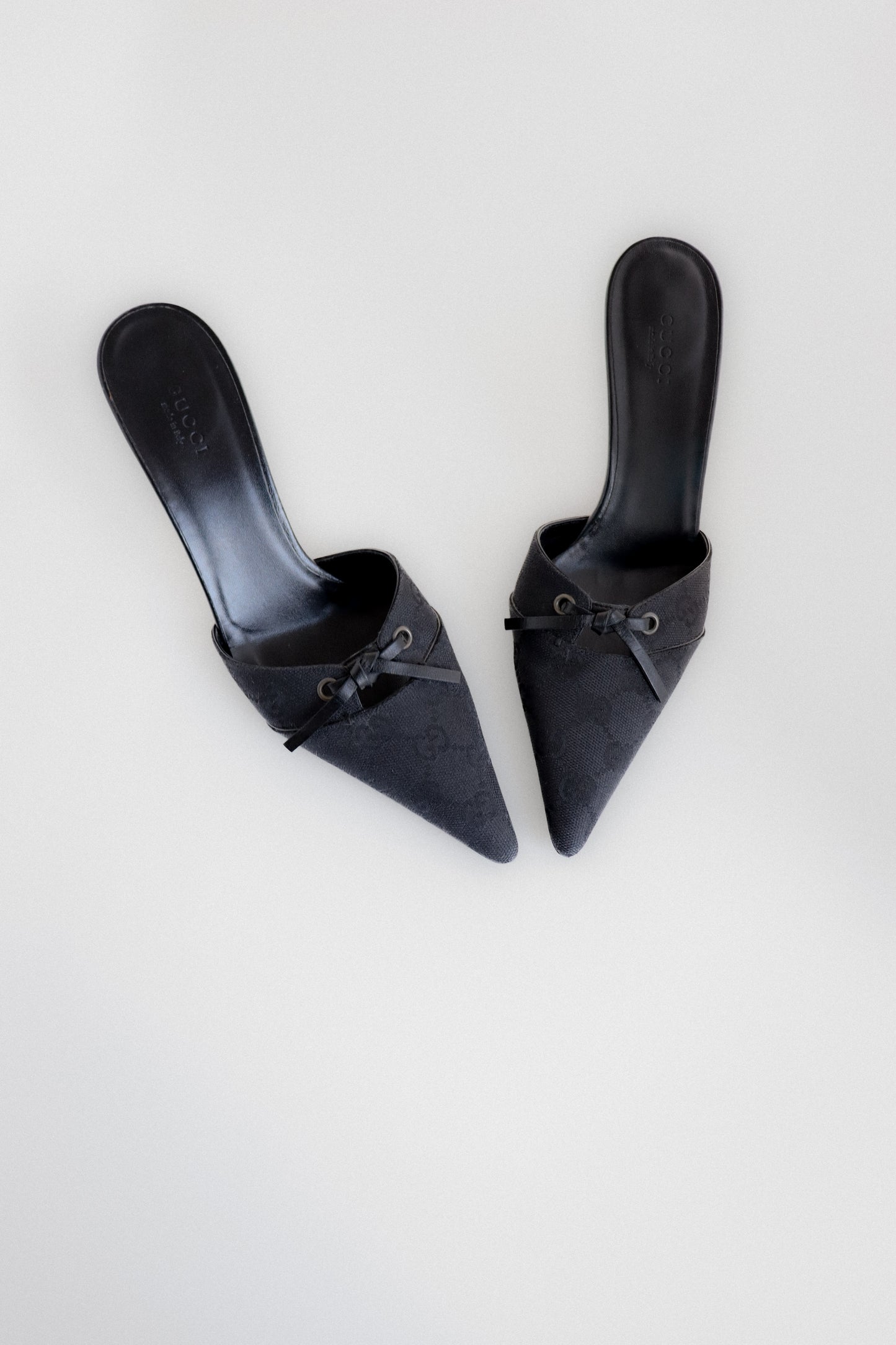 Vintage Gucci Mules Bow 38