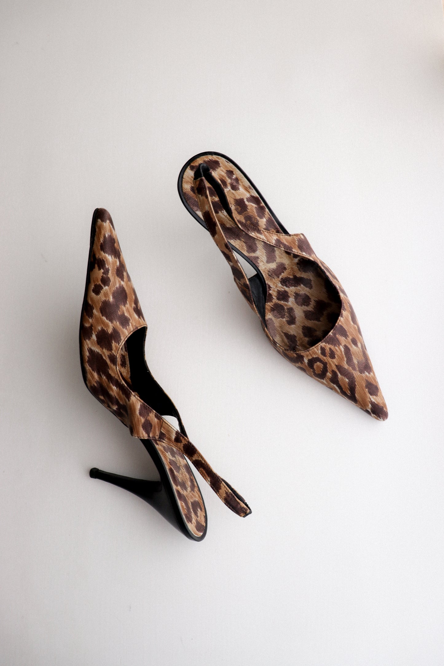 Vintage Dolce & Gabbana Leopard Slingbacks 37.5