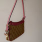 Vintage Gucci Pochette pink