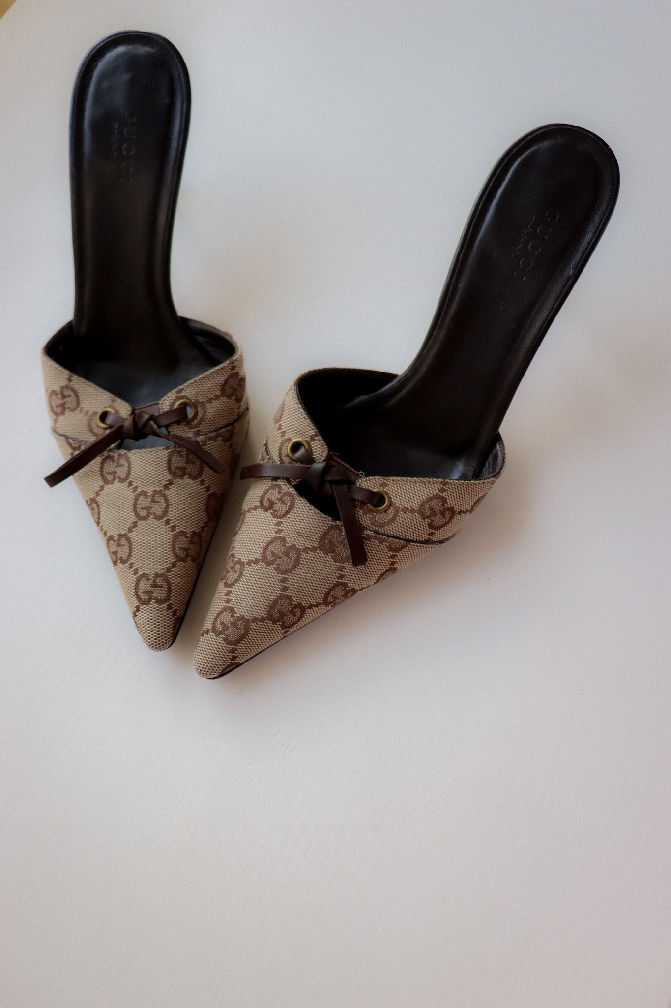 Vintage Gucci Bow Mules 37