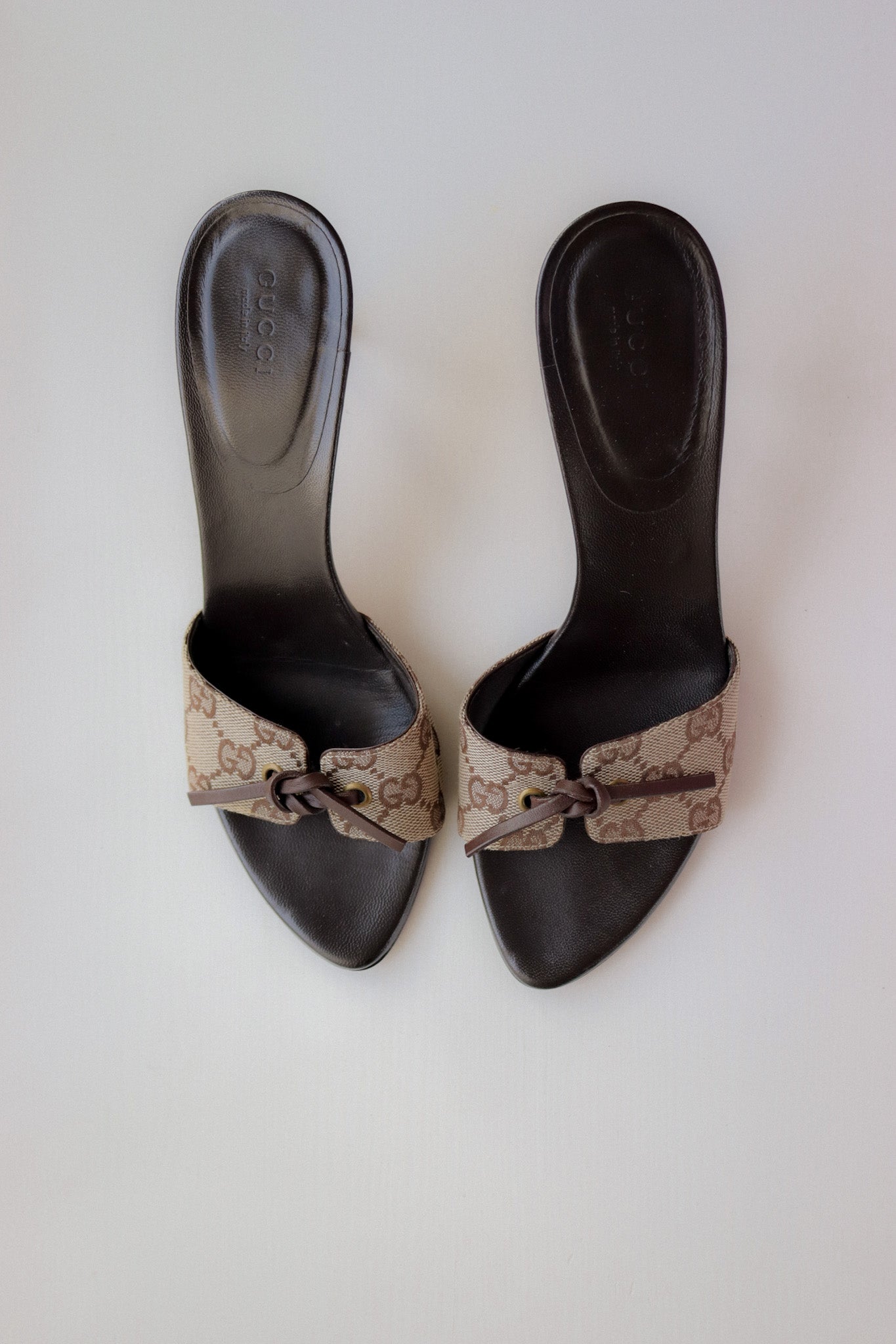 Vintage Gucci Bow Mules 38.5