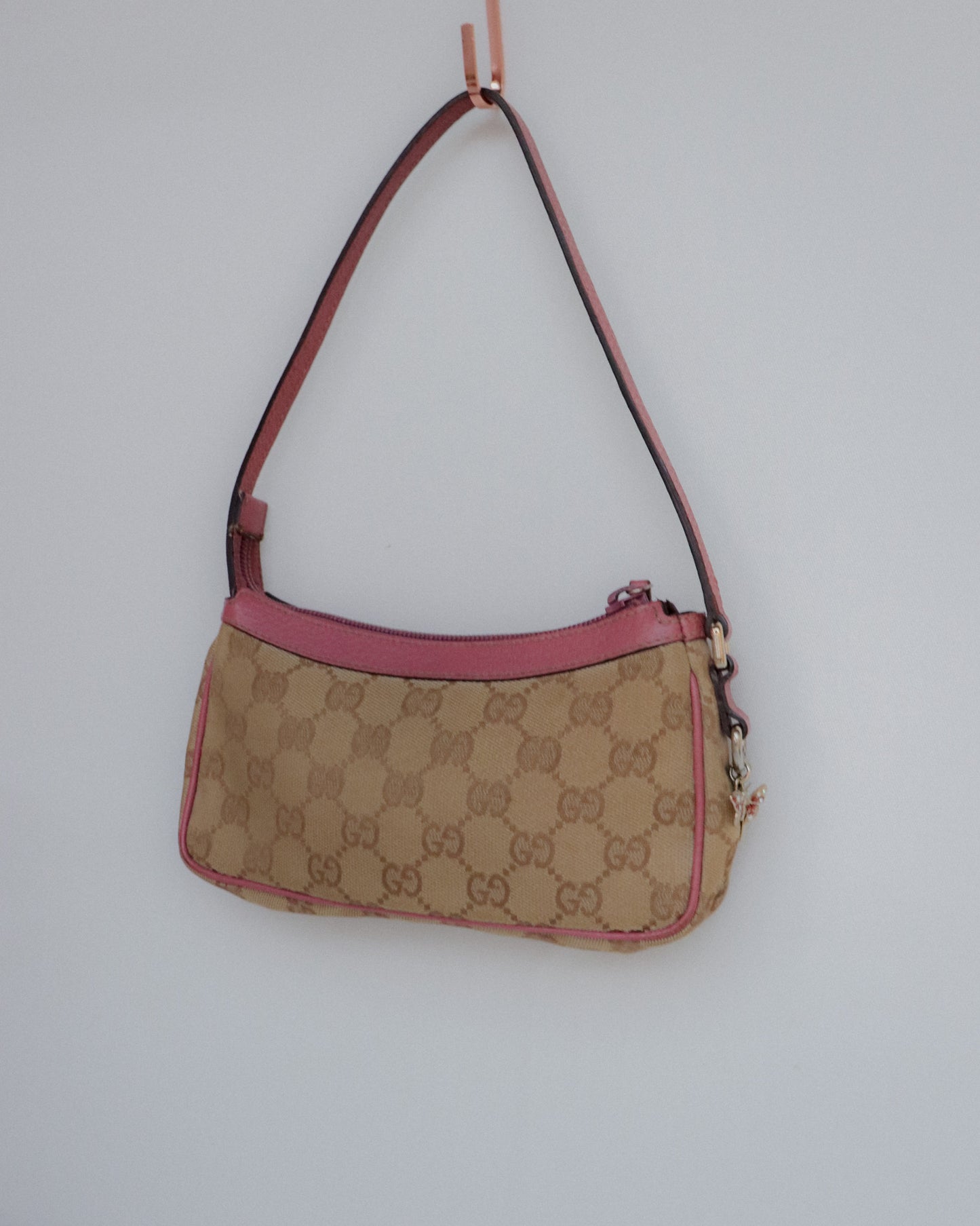 Vintage Gucci Pochette pink