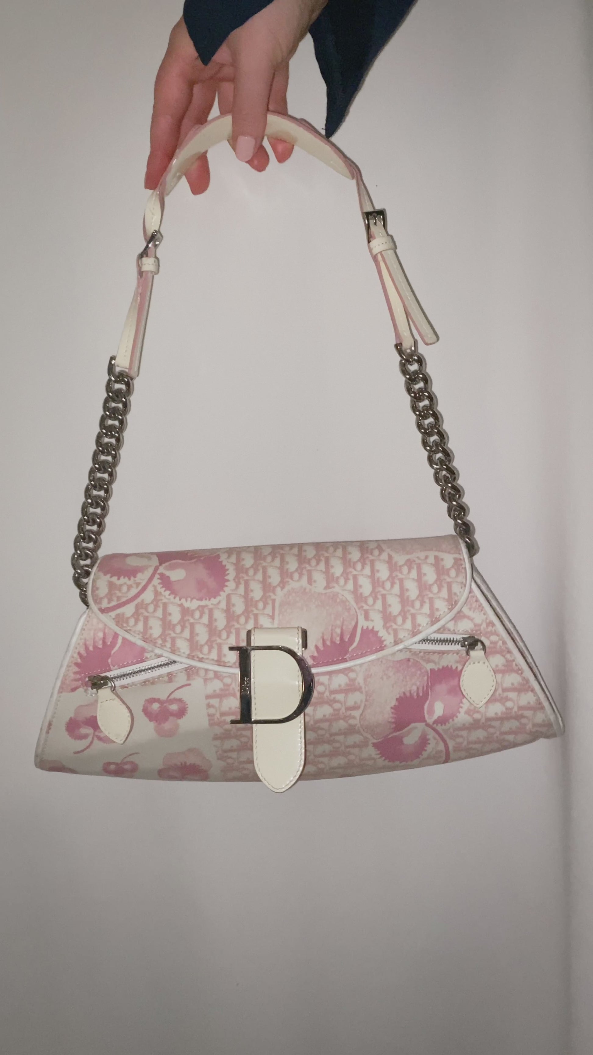 GUCCI Boat Pochette Bag – Finer Things Luxury Vintage